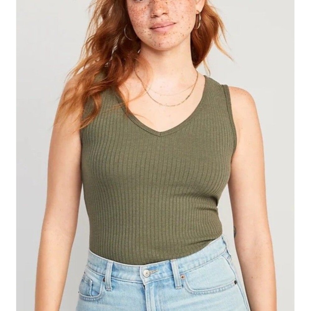 Old Navy Women’s V-Neck Ribbed Knit Tank Olive Green Plus Size 3XL